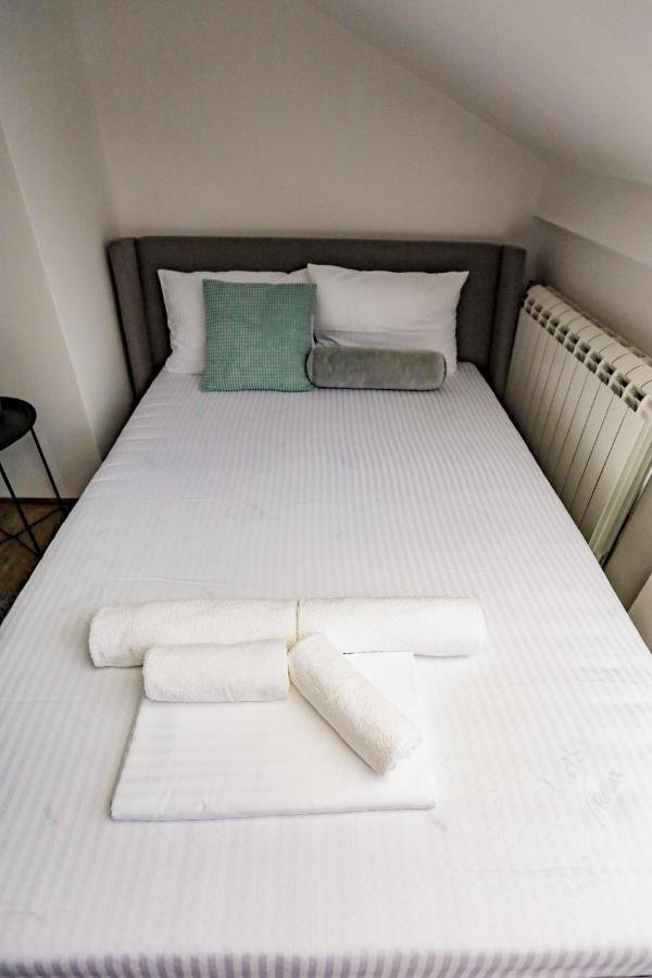 Different Apartments นิส ภายนอก รูปภาพ